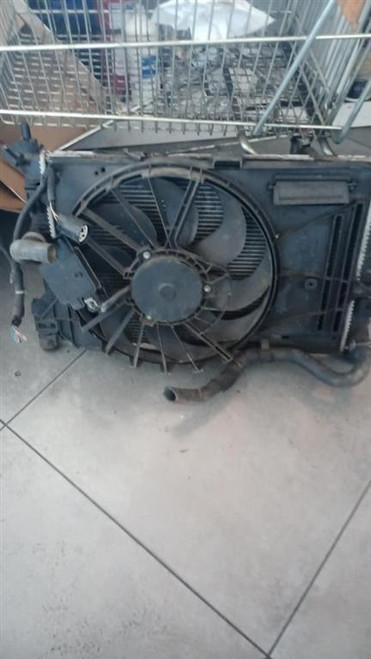 FORD FOCUS «IV»  (2011) TERMICO ELETTROVENTOLA USATO Da 2011 A 2014 [[213479]]