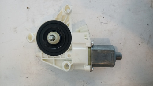 MERCEDES CLASSE A «W176» (2015) STERZO MOTORINO ALZACRISTALLO PORTA ANT. SX. USATO Da 2015 in poi [[91888]]