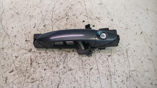 FORD FIESTA «VI» (2008) LAMIERATI ESTERNI MANIGLIA PORTA EST. ANT. SX. USATO Da 2008 A 2012 [[232687]]