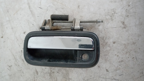 MANIGLIA PORTA EST. ANT. SX. USATO DAL 2000 AL 2002 TOYOTA LANDCRUISER 90 (1996) 6921060080 [[182432]]