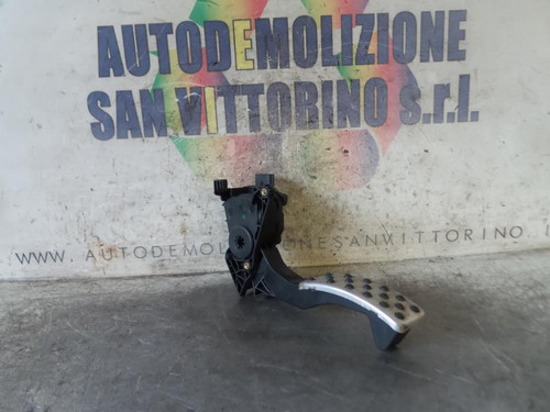 SMART FORTWO CABRIO «453» (2015) SCARICO E INIEZIONE PEDALE ACCELERATORE USATO Da 2016 in poi [[185629]]