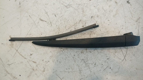 MERCEDES CLASSE C «S205» SW (2018) CRISTALLI BRACCIO TERGILUNOTTO USATO Da 2018 in poi [[212466]]
