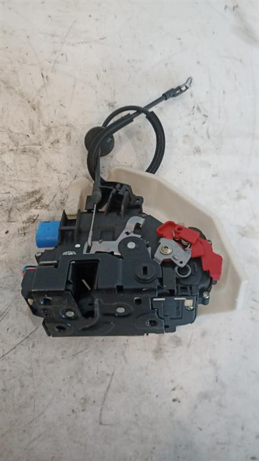 VOLKSWAGEN GOLF «V» (2004) LAMIERATI ESTERNI SERRATURA PORTA POST. DX. USATO Da 2005 A 2008 [[212289]]