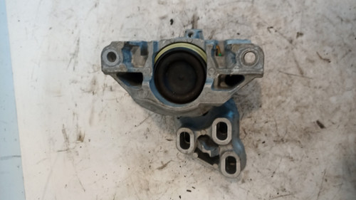 MERCEDES CLASSE B «W246» (2012) MOTORE SUPPORTO GOMMA MOTORE (LATO CAMBIO) USATO Da 2011 A 2014 [[211064]]