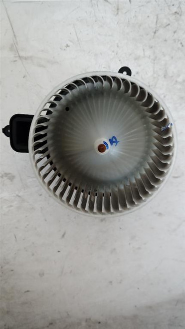 MAHINDRA KUV100 1.2 B/GPL (2018) TERMICO MOTORINO VENTILAZIONE ABITACOLO USATO [[211710]]