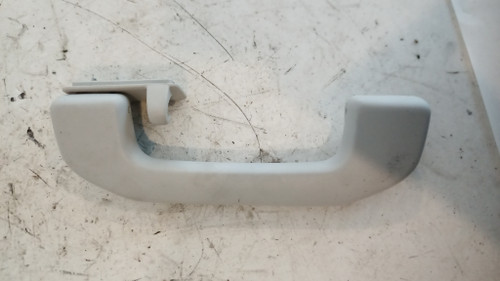 MERCEDES CLASSE B «W246» (2014) ALLESTIMENTI INTERNI MANIGLIA TETTO POSTERIORE DX. USATO Da 2014 in poi [[211525]]