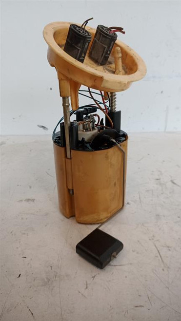 BMW SERIE 1 «E87» BERLINA (2005) SCARICO E INIEZIONE POMPA CARBURANTE C/GALLEGGIANTE USATO Da 2004 A 2012 [[211572]]