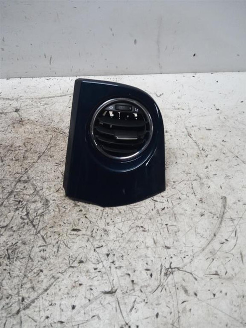 FIAT 500 «II» (2015) ALLESTIMENTI INTERNI GRIGLIA CONDOTTO ARIA CRUSCOTTO ANT. SX. USATO Da 2015 in poi [[222061]]