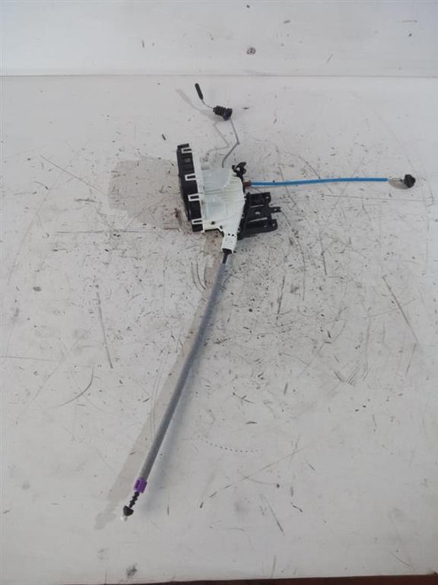 MERCEDES CLASSE GLA «X156» (2017) LAMIERATI ESTERNI SERRATURA PORTA ANT. DX. USATO Da 2017 in poi [[217475]]