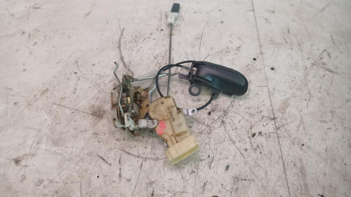 TOYOTA YARIS (FRANCE ) «I» (2002) LAMIERATI ESTERNI SERRATURA PORTA ANT. DX. USATO Da 2002 A 2005 [[228936]]