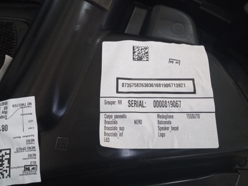 JEEP COMPASS «III» (2017) ALLESTIMENTI INTERNI PANNELLO RIVESTIMENTO PORTA POST. DX. USATO Da 2020 A 2021 [[228522]]