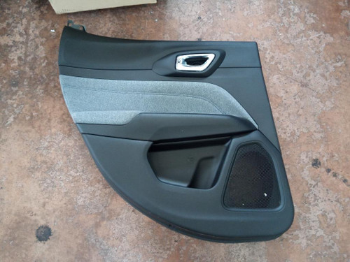JEEP COMPASS «III» (2017) ALLESTIMENTI INTERNI PANNELLO RIVESTIMENTO PORTA POST. SX. USATO Da 2020 A 2021 [[228521]]