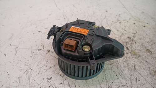 AUDI A4 «8E5» AVANT (2001) TERMICO MOTORINO VENTILAZIONE ABITACOLO USATO Da 2001 A 2004 [[232377]]