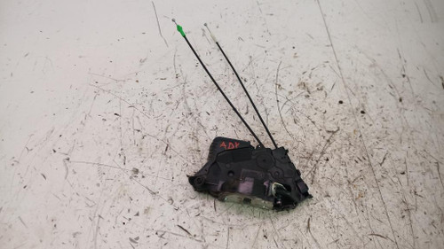 TOYOTA YARIS (FRANCE ) «II» (2006) LAMIERATI ESTERNI SERRATURA PORTA ANT. DX. USATO Da 2005 A 2009 [[231274]]