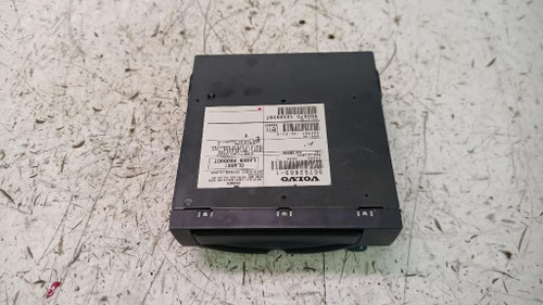 VOLVO V50 (2004) ALLESTIMENTI INTERNI LETTORE CD E SISTEMA NAVIGATORE SATELLITARE USATO [[232992]]