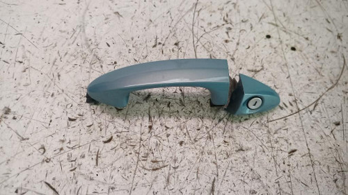 FORD FIESTA «VI» (2008) LAMIERATI ESTERNI MANIGLIA PORTA EST. ANT. SX. USATO Da 2008 A 2012 [[232901]]