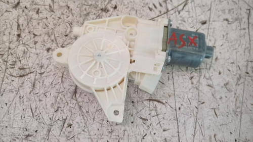 MERCEDES CLASSE GLA «X156» (2017) STERZO MOTORINO ALZACRISTALLO PORTA ANT. SX. USATO Da 2017 in poi [[232861]]