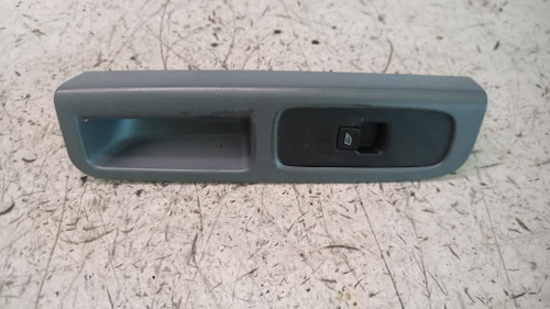 VOLVO V50 (2004) IMPIANTO ELETTRICO INTERRUTTORE ALZACRISTALLI ANT. DX. USATO Da 2004 in poi [[233304]]