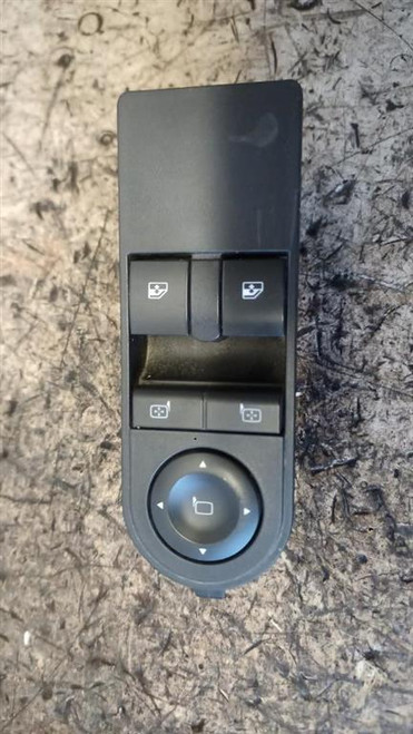 OPEL ASTRA «H» (2005) IMPIANTO ELETTRICO INTERRUTTORE ALZACRISTALLI ANT. SX. USATO Da 2004 A 2009 [[233884]]