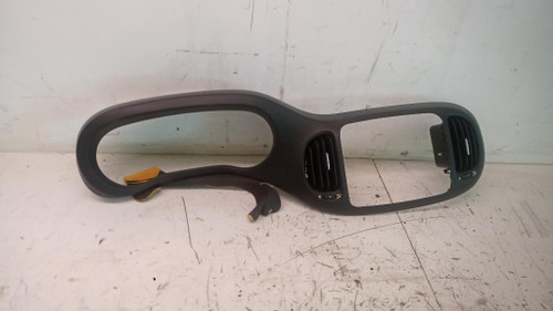 FIAT 500L (2013) ALLESTIMENTI INTERNI COPERTURA QUADRO STRUMENTI USATO Da 2015 A 2017 [[233602]]