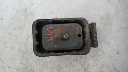 SUZUKI VITARA «I» (1989) MOTORE SUPPORTO GOMMA MOTORE DX. USATO Da 1991 A 1998 [[210996]]