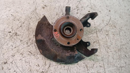 VOLKSWAGEN GOLF <<II>> (1983) ASSALE FUSELLO RUOTA ANT. DX. USATO [[234440]]