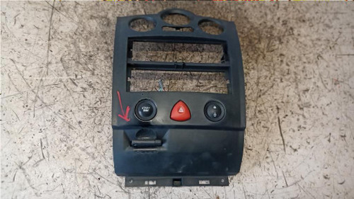 RENAULT MÉGANE «II» (2003) ALLESTIMENTI INTERNI BLOCCO COMANDI MULTIFUNZIONI C/ START/STOP USATO [[235264]]