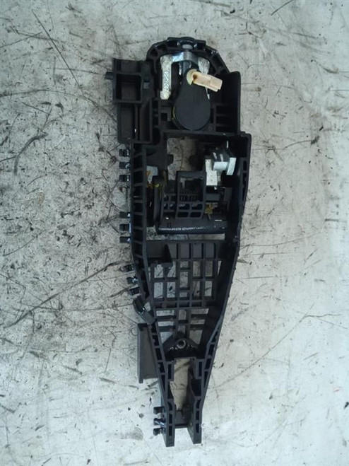 JEEP CHEROKEE «V» (2014) LAMIERATI ESTERNI SUPPORTO MANIGLIA ESTERNA ANT. SX. USATO Da 2015 A 2018 [[235114]]