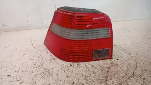 VOLKSWAGEN GOLF «IV» (1998) FANALERIA FANALE POST. SX. USATO Da 2001 A 2003 [[233165]]