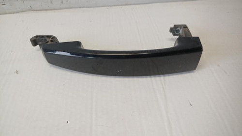 MANIGLIA PORTA EST. ANT. SX. USATO DAL 2006 AL 2010 OPEL CORSA «D» (2007) 13255665 [[235442]]