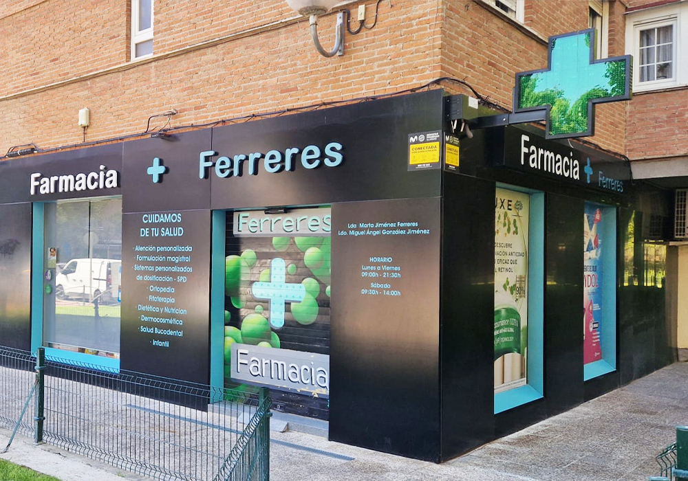 imagen fachada farmacia ferreres torrejón