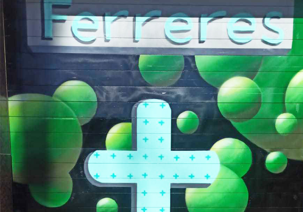 imagen fachada 2 farmacia ferreres torrejón