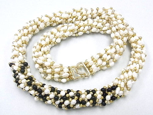 4-5mm 9-Row Freshwater Pearl Necklace 26" With Onyx , A Grade Lustre [p109c]
