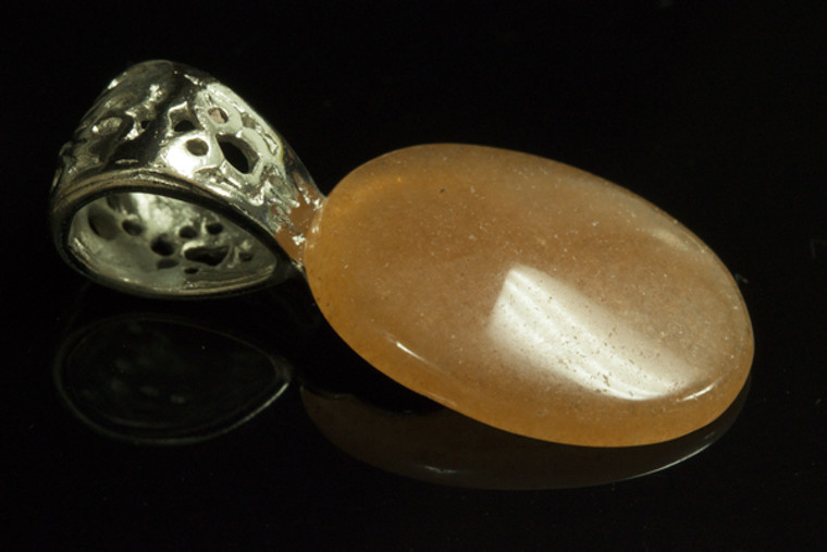 13x18mm Red Aventurine Oval Cabochon Pendant [y722cp]