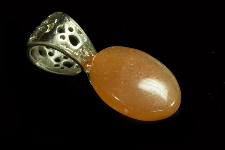 10x14mm Red Aventurine Oval Cabochon Pendant [y721dp]