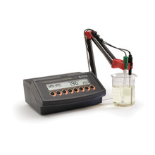 Benchtop pH/mV Meter with CAL Check for Wine Analysis - HI2222