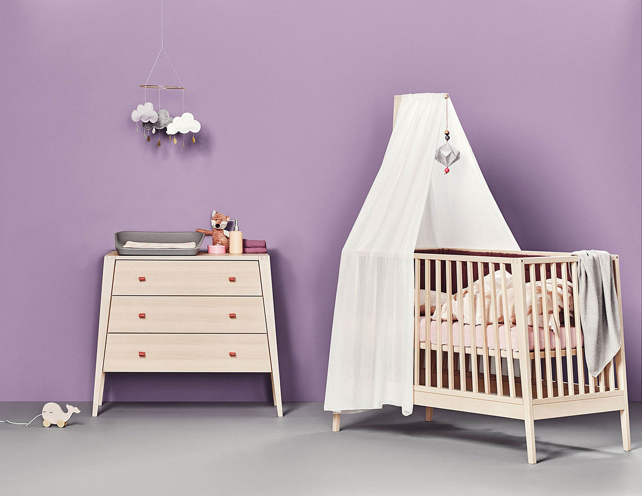 Tulip Linea Crib with Crib Mattress - Bambi Baby Store