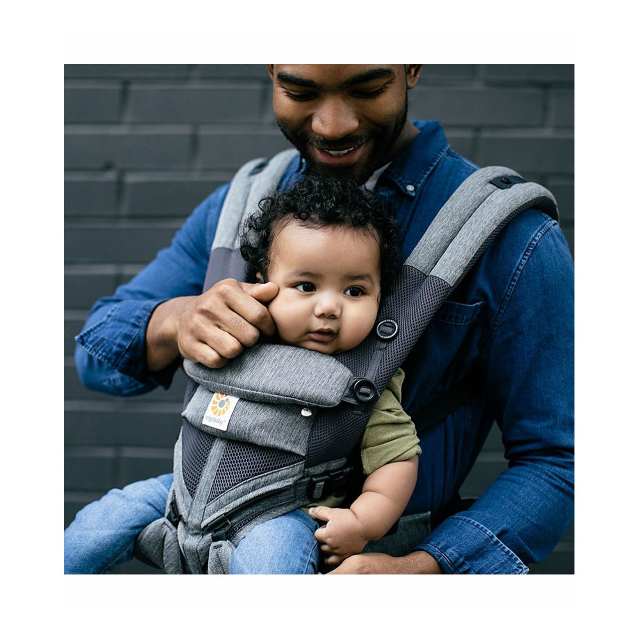 Ergobaby Omni 360 Cool Air Mesh Baby Carrier in Classic Weave