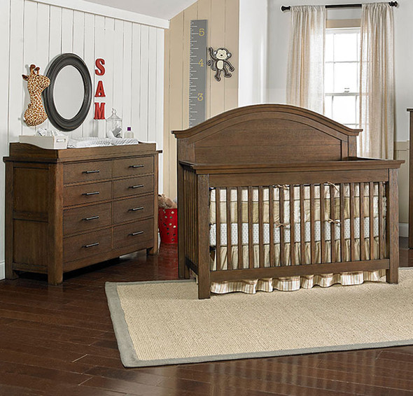 Dolce Babi Lucca 2 Piece Nursery Set Crib and Double Dresser in Weathered Brown
