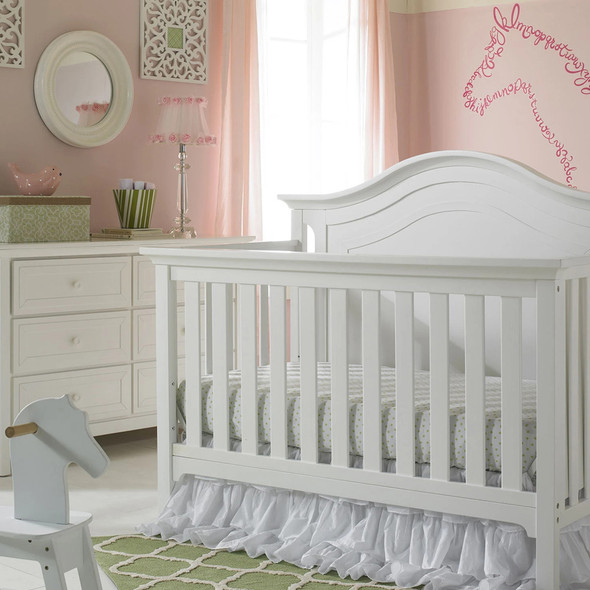 Ti Amo Raeburn Convertible Crib in Snow White