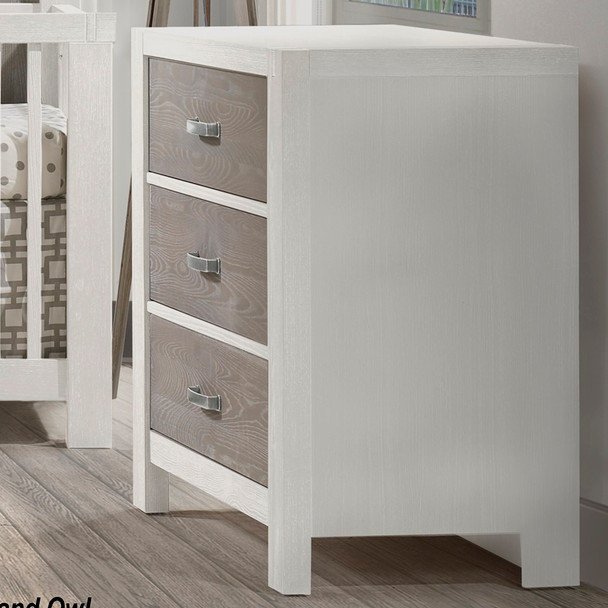 Natart Rustico Moderno Collection 3 Drawer Dresser in White and Owl