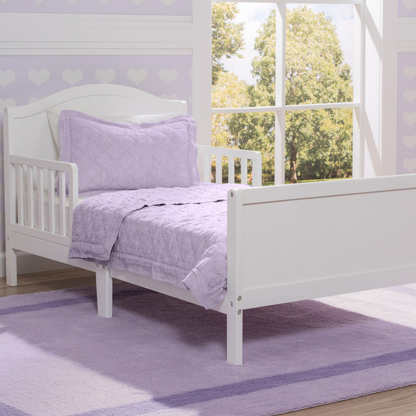 Delta Bennett Toddler Bed in Bianca