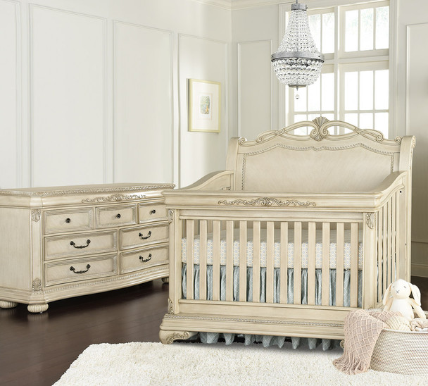 Kingsley by Heritage Wessex 2 Piece Nursery Set Crib and Double Dresser in Seashell