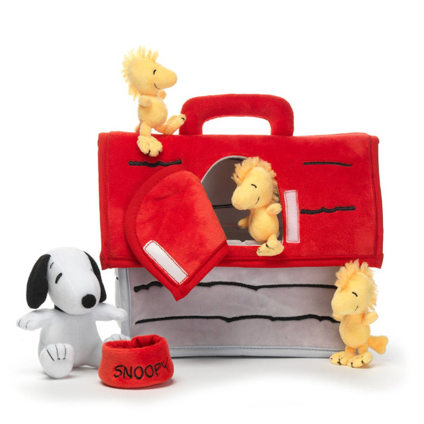 Lambs & Ivy Classic Snoopy Plush Set - Dog House w/ Animals