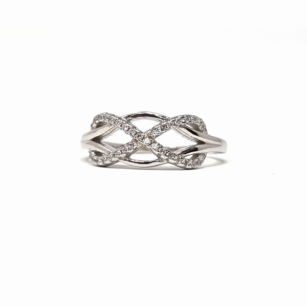 Elegant 925 Sterling Silver Crossover Ring featuring Cubic Zirconia Diamonds.