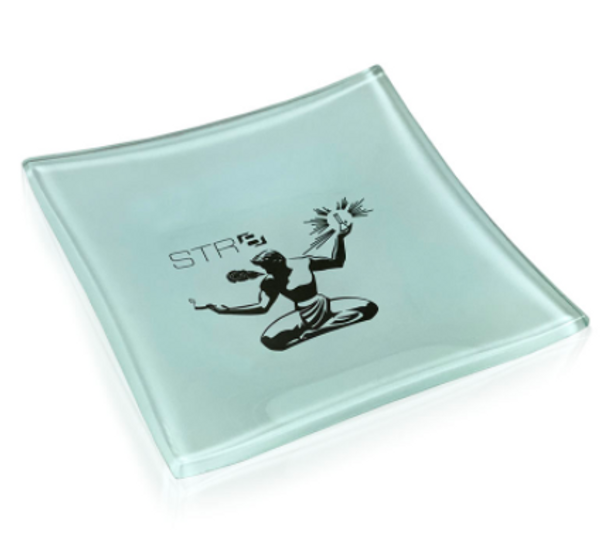 STR8 SHATTER RESISTANT GLASS ASH TRAY
