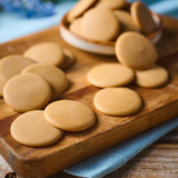blonde buttons in small bowl 