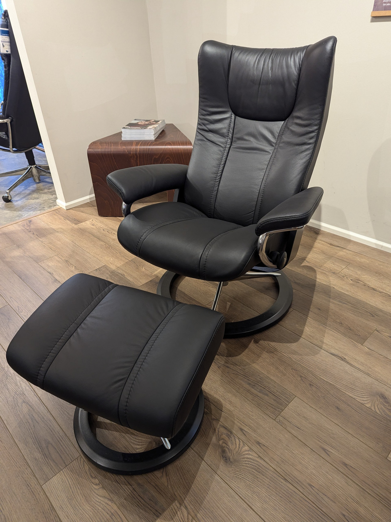Stressless Wing Medium Signature Base Chair and Ottoman in Paloma