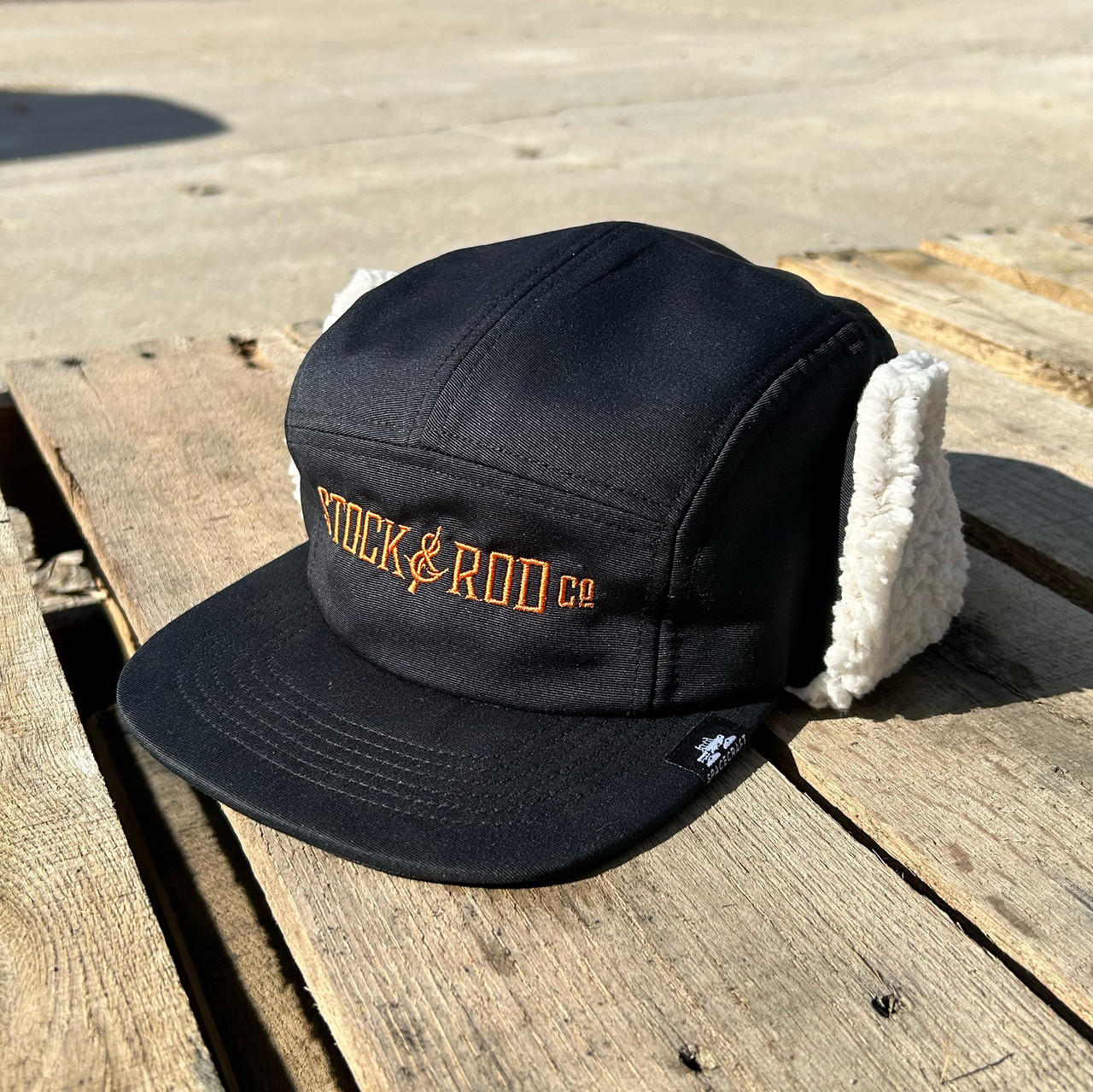 Stock and Rod Flat Bill Emblem Hat -Black