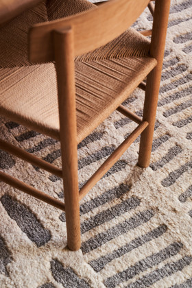 Timber by The Rug Company - close-up [ROOMVO]
